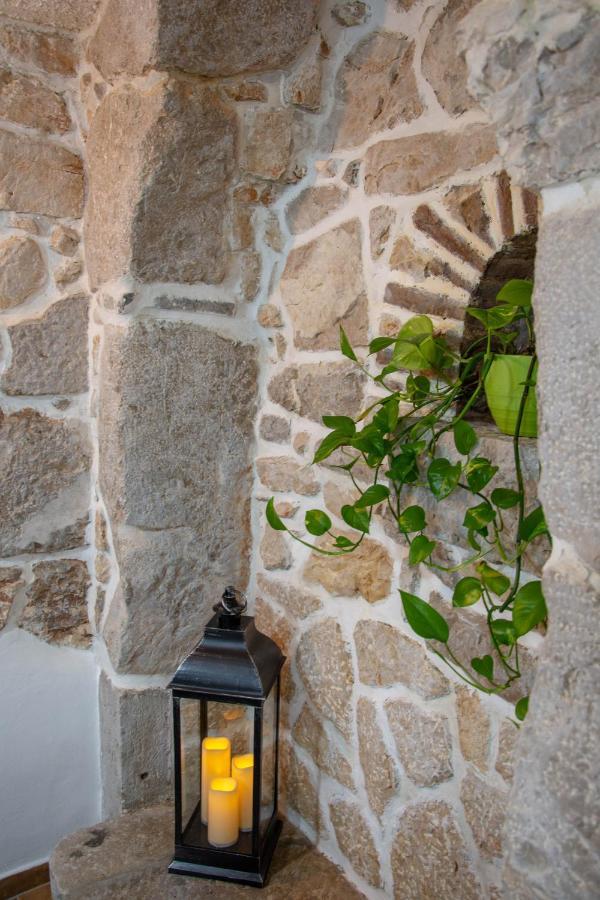 Traditional Stone House St.Anton Malinska Bagian luar foto